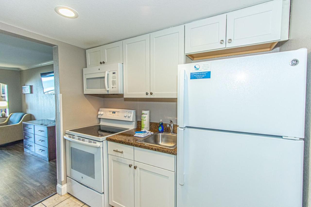 Ocean View King Suite With Modern Decor And Accents - Caravelle Resort 605 Sleeps 4 Guests Myrtle Beach Exteriér fotografie
